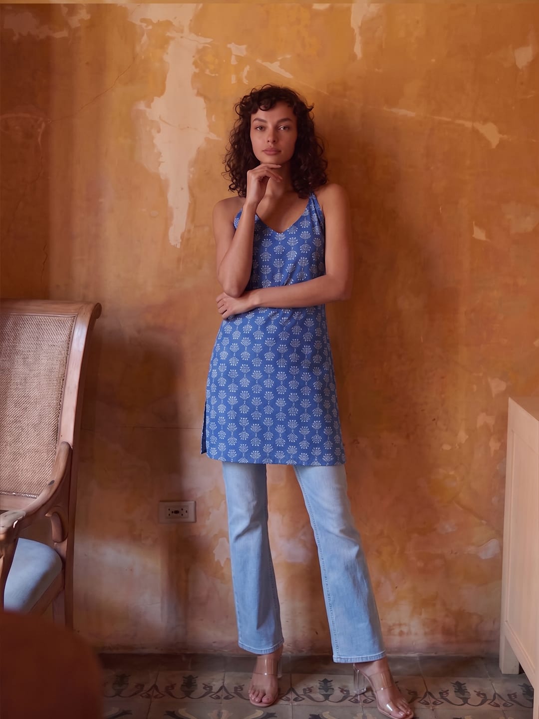 Women's Short Sleveless Kurta