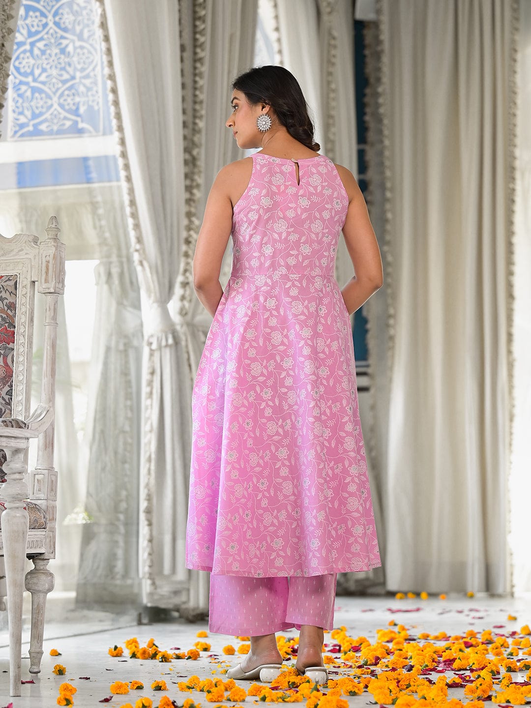 The Kurti Collection Women Lavender And White Floral Printed Anarkali Kurta Paired With Tonal Bottom