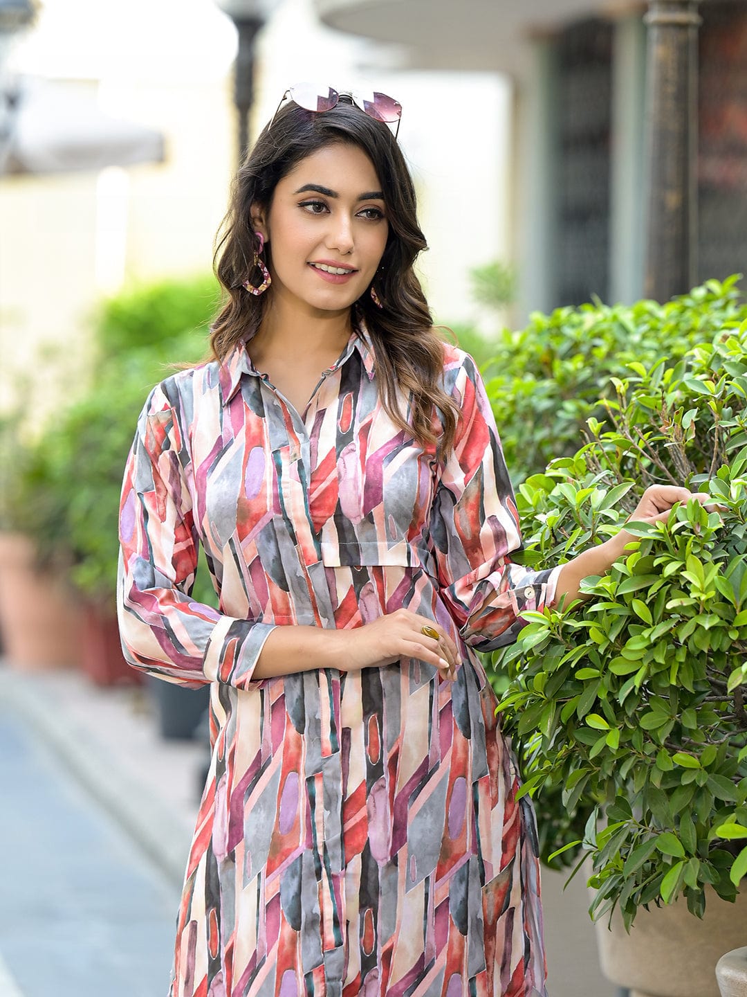 The Kurti Collection Women Multi Colour Shirt Collar Side Slit Tunic Paired With Tonal Bottom