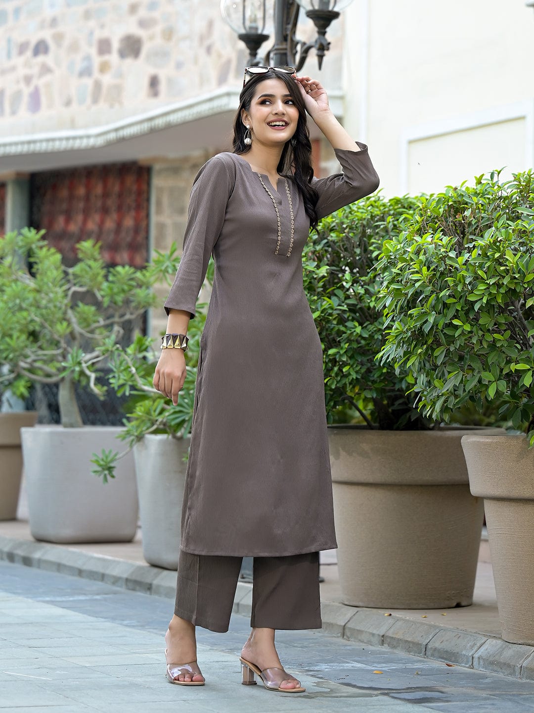 The Kurti Collection Women Taupe Crepe Round Neck Kurta With Bottom