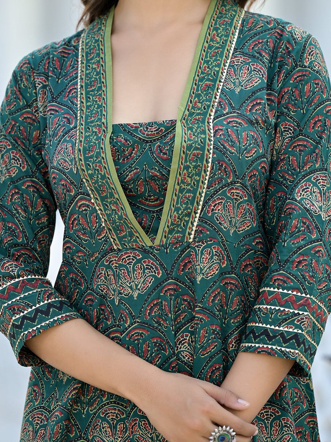The Kurti Collection Women Green Floral Printed Gotta Lace Embellished A-Line Kurta With Straight Bottom And Dupatta