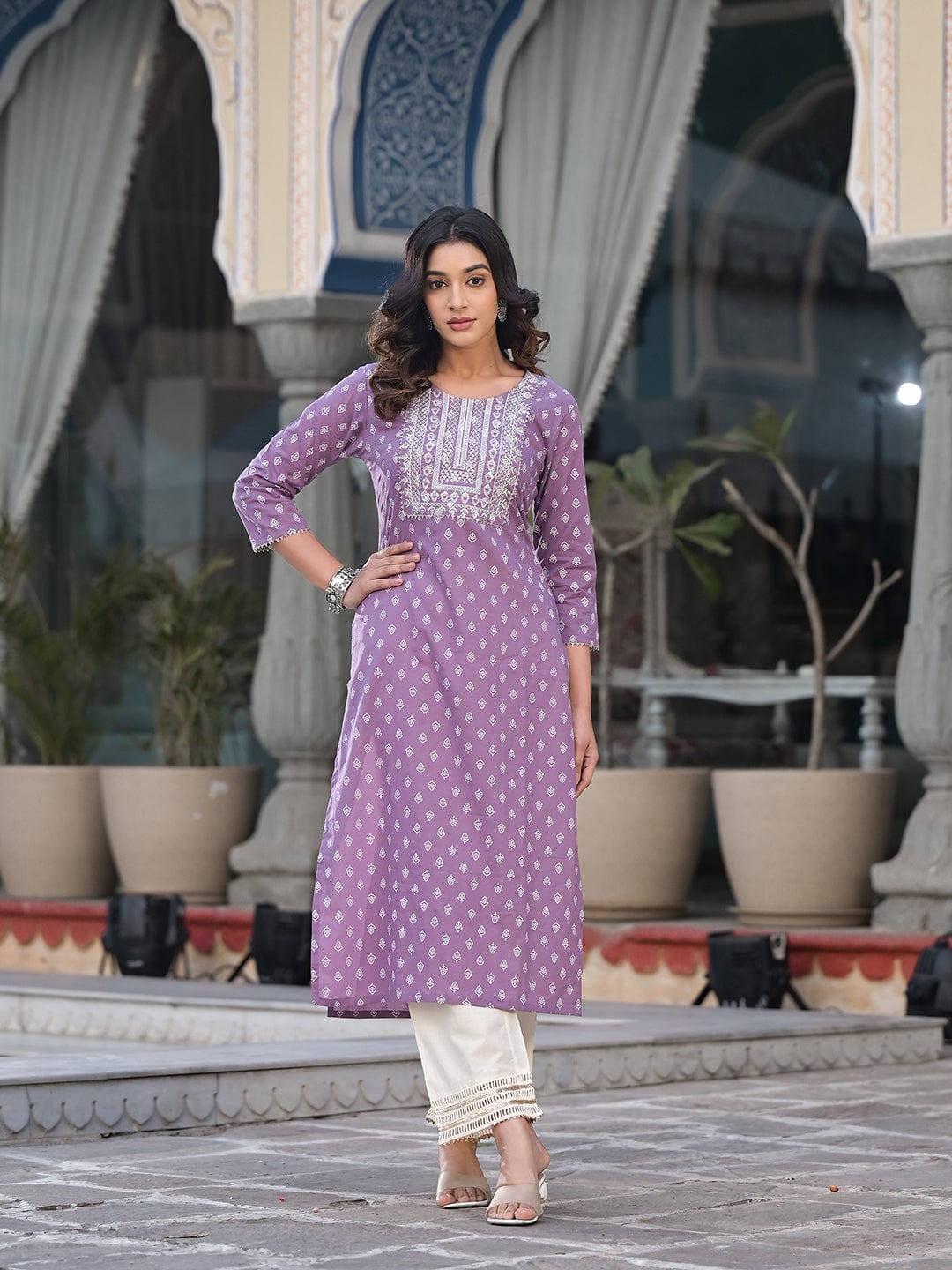 The Kurti Collection Mauve Straight Kurta With Embroidered Yoke