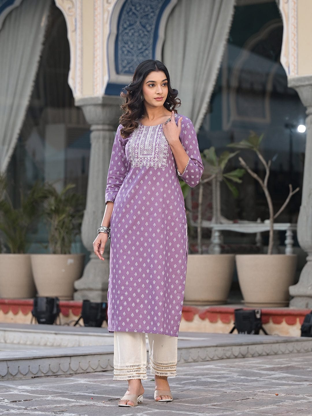 The Kurti Collection Mauve Straight Kurta With Embroidered Yoke
