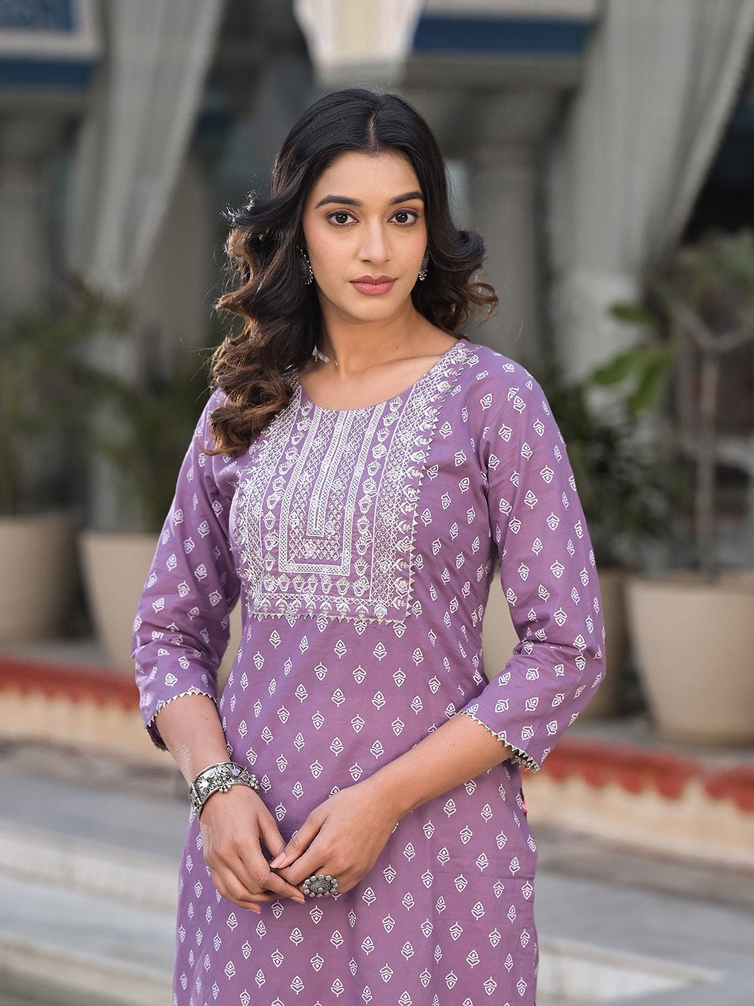 The Kurti Collection Mauve Straight Kurta With Embroidered Yoke