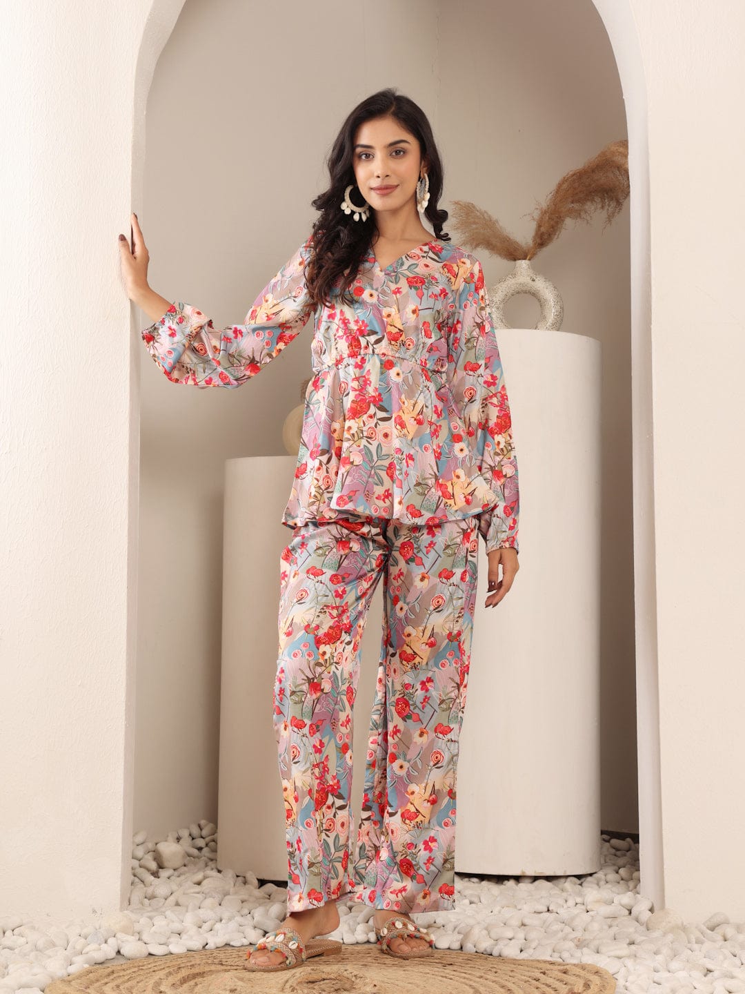 The Kurti Collection Women Lavender & Coral Abstract Floral Printed Peplum Top Paired With Straight Printed Bottom