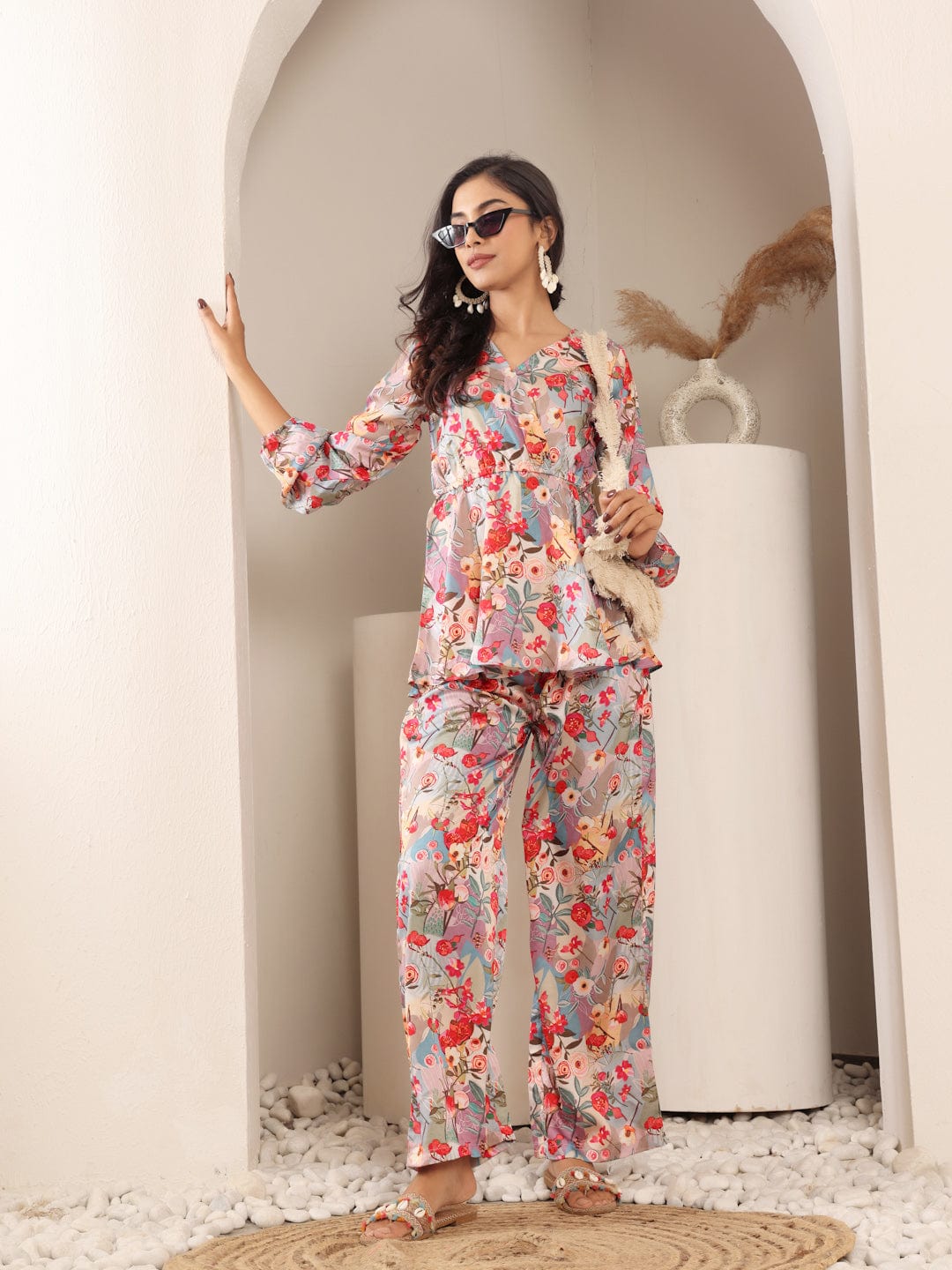 The Kurti Collection Women Lavender & Coral Abstract Floral Printed Peplum Top Paired With Straight Printed Bottom