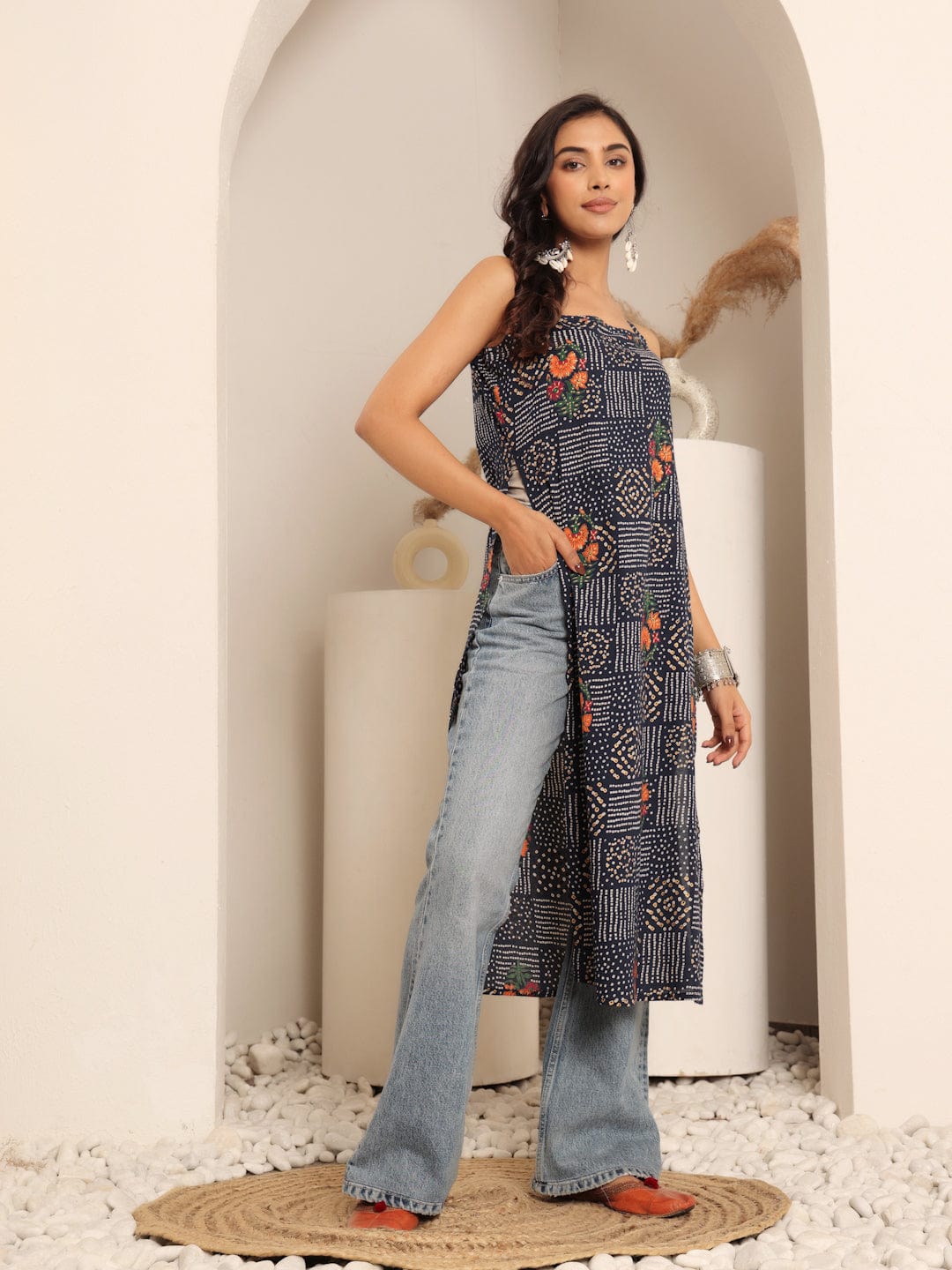The Kurti Collection Women Navy Blue Bandhani Printed Round Neck Strap Style Kurta
