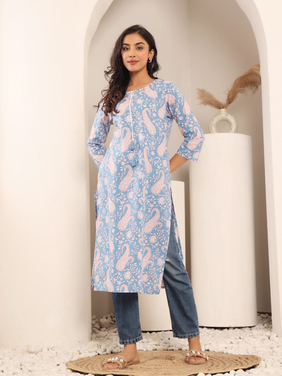 The Kurti Collection Women Blue Paisely Printed Round Neck With Drawstring Details Straight Kurta With Side Slit.