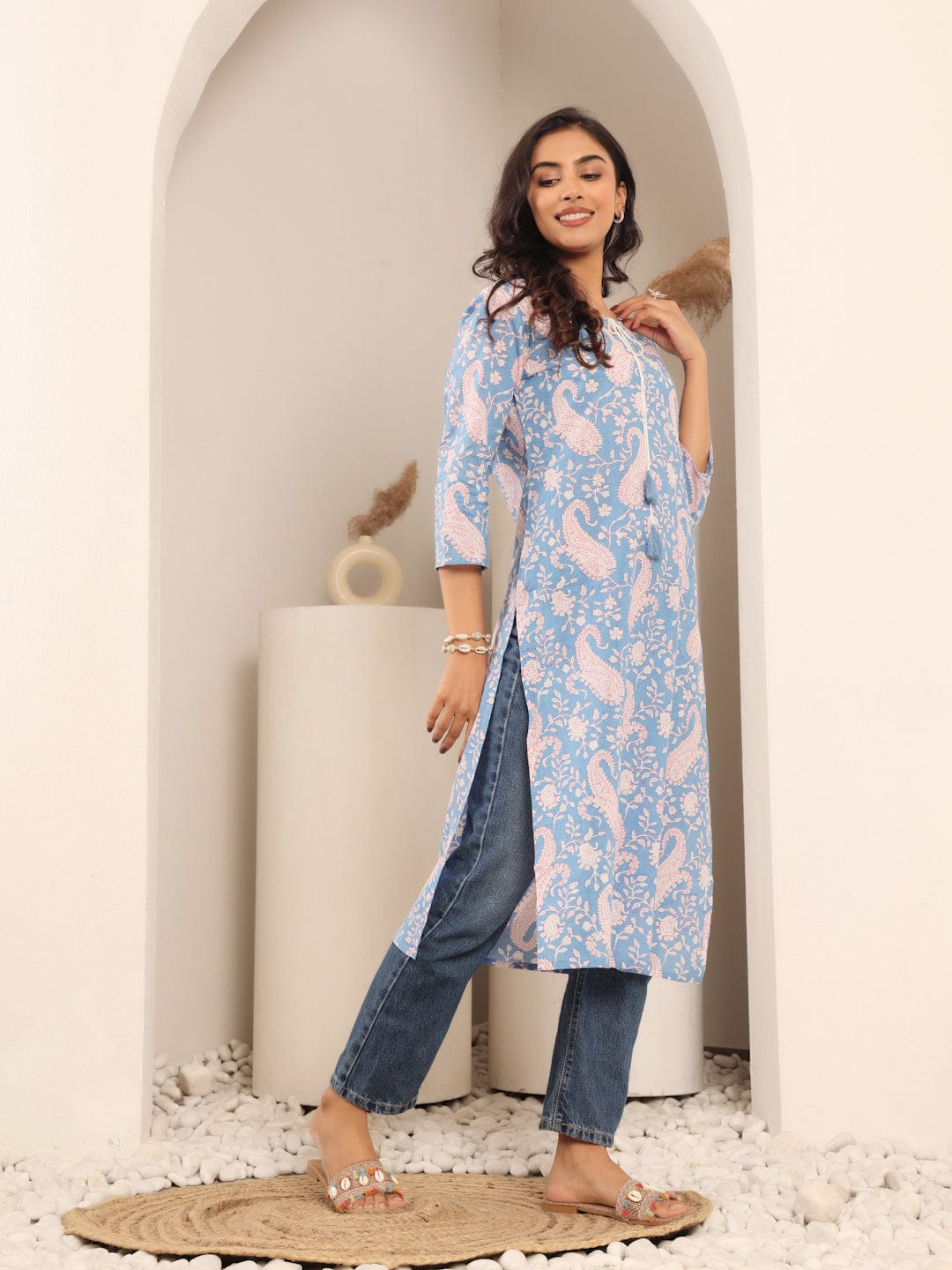 The Kurti Collection Women Blue Paisely Printed Round Neck With Drawstring Details Straight Kurta With Side Slit.
