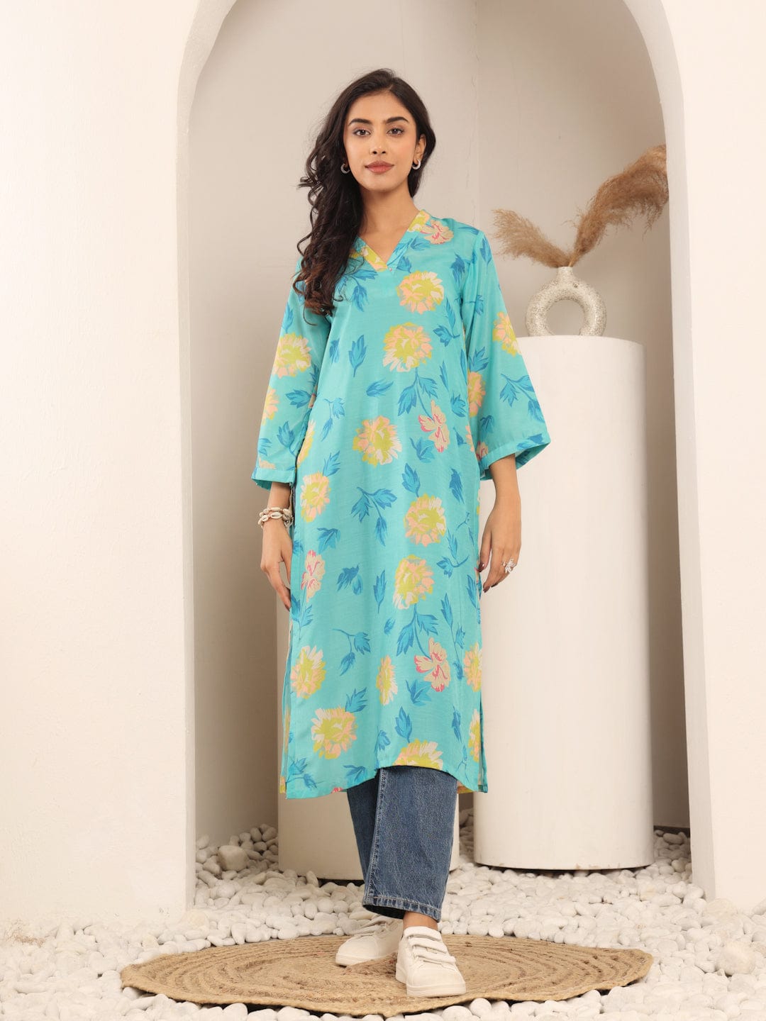 The Kurti Collection Women Turqouise Blue Floral Printed Straight Kurta With Three Quarter Bell Sleeves