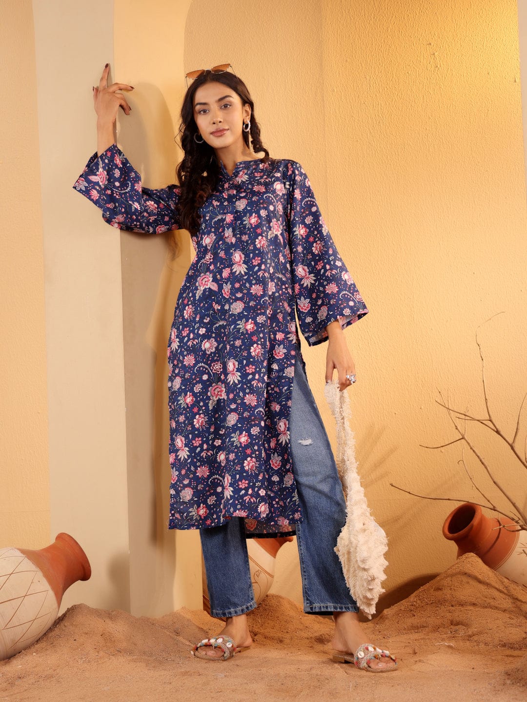 The Kurti Collection Women Blue Floral Printed Straight Kurta With Flared Sleeves