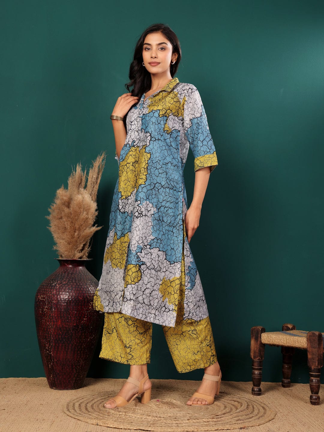 The Kurti Collection Women Abstract Printed Kurta With Flared Bottom