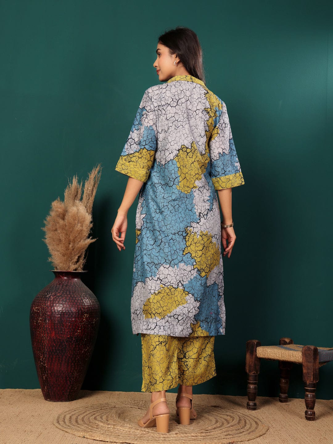 The Kurti Collection Women Abstract Printed Kurta With Flared Bottom
