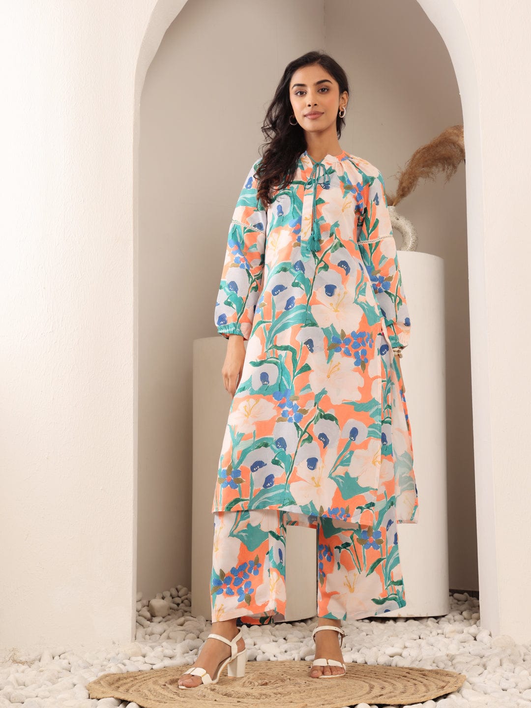 The Kurti Collection Women Orange Floral Printed Mandarin Collar With Gathered Details, Bishop Sleeves Straight Tunic Paired With Printed Bottom