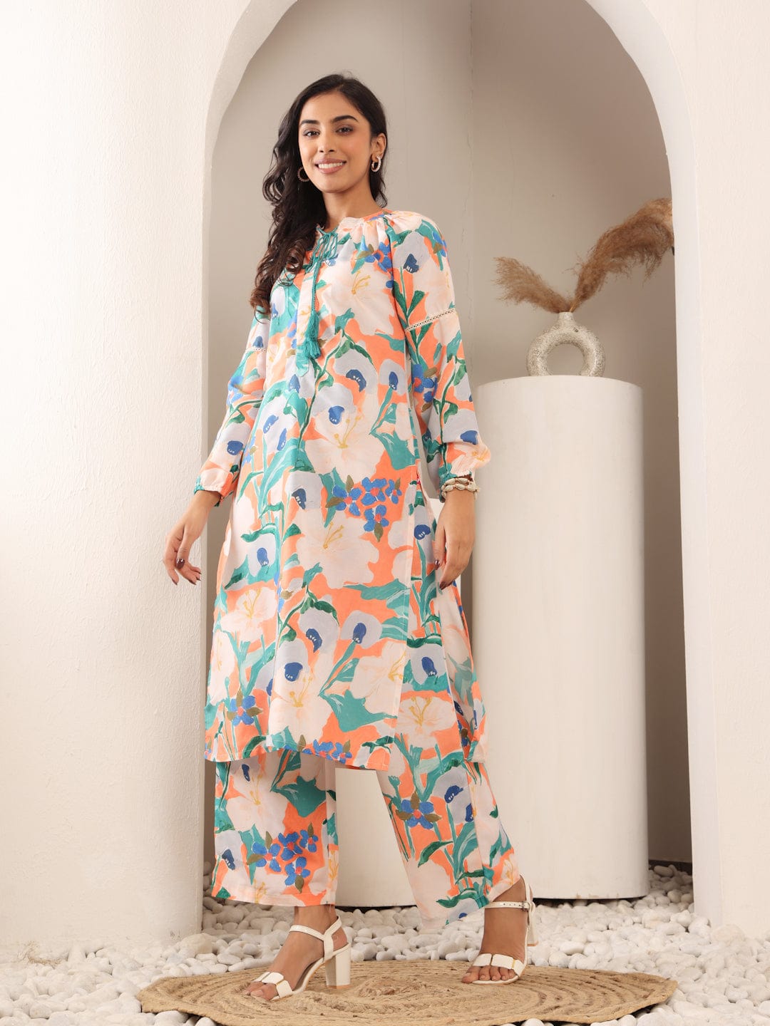 The Kurti Collection Women Orange Floral Printed Mandarin Collar With Gathered Details, Bishop Sleeves Straight Tunic Paired With Printed Bottom