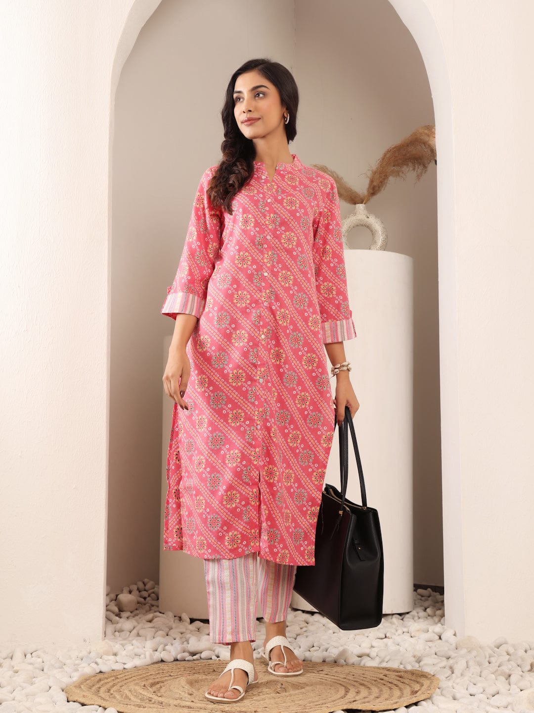 The Kurti Collection Women Coral Pink Bandhani Printed Kurta With Trouser