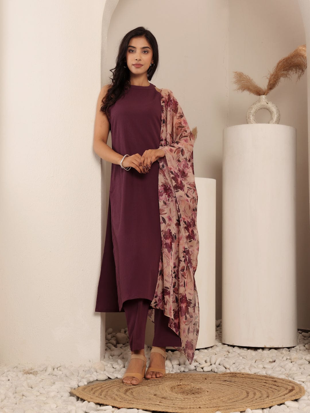 The Kurti Collection Women Halter Neck Straight Kurta Paired With Tonal Bottom And Printed Dupatta