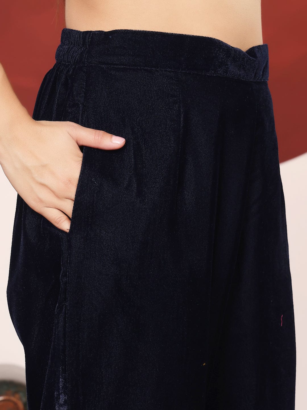 The Kurti Collection Women Navy Blue Straight Velvet Kurta Set With Dupatta