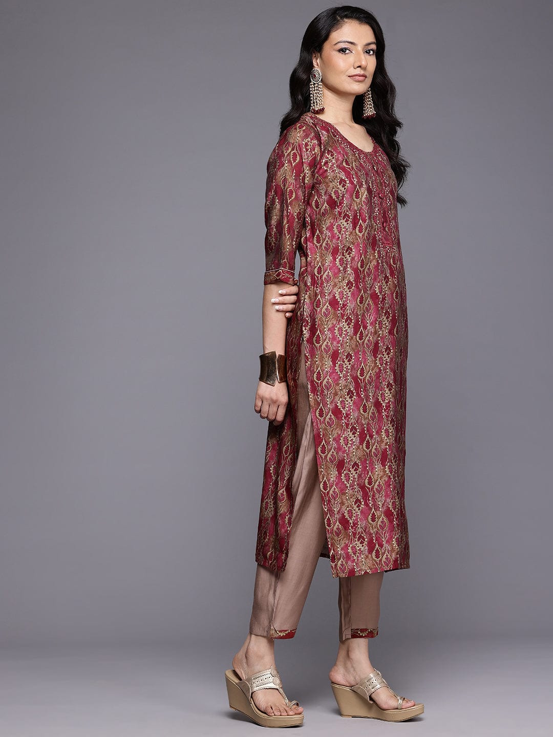 The Kurti Collection Women Printed Pink Floral Embroidered Round Neck Kurta Paired with Bottom and Dupatta