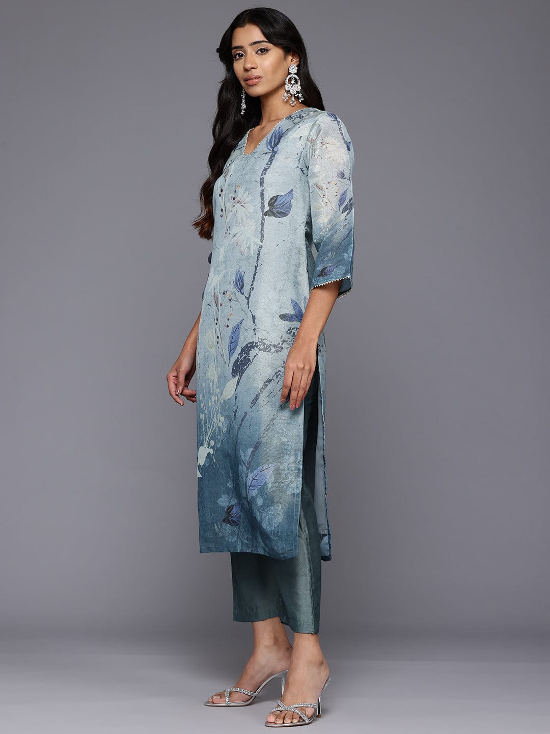 The Kurti Collection Women Grey Blue Floral Printed Straight Kurta with Trousers and Dupatta