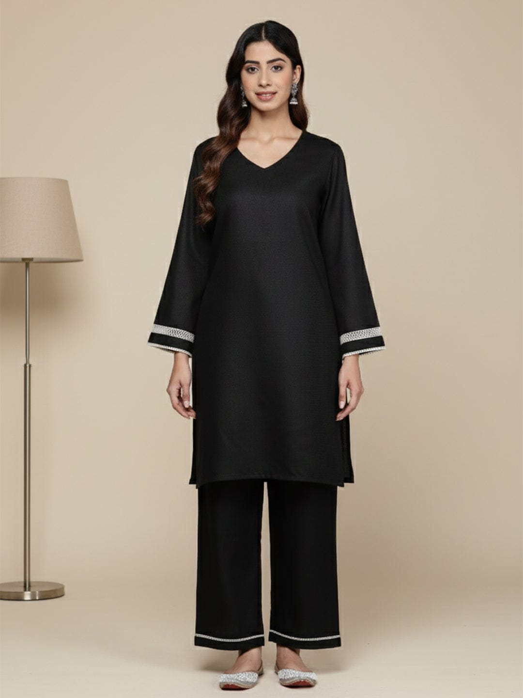 KSUT Women Black Lace Detailed Co-Ord Set