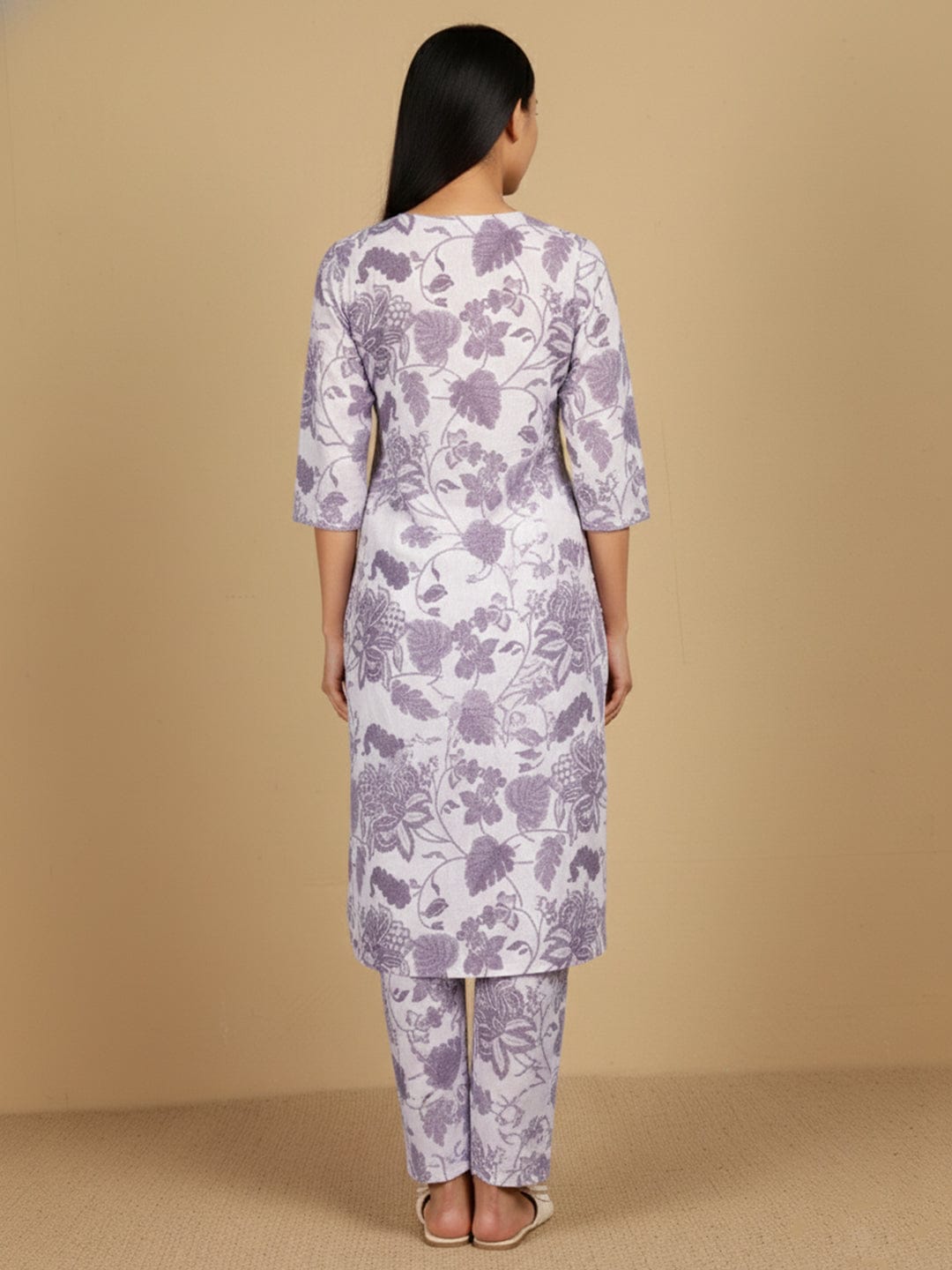 KSUT Women Round Neck Bold Print Co Ord Set