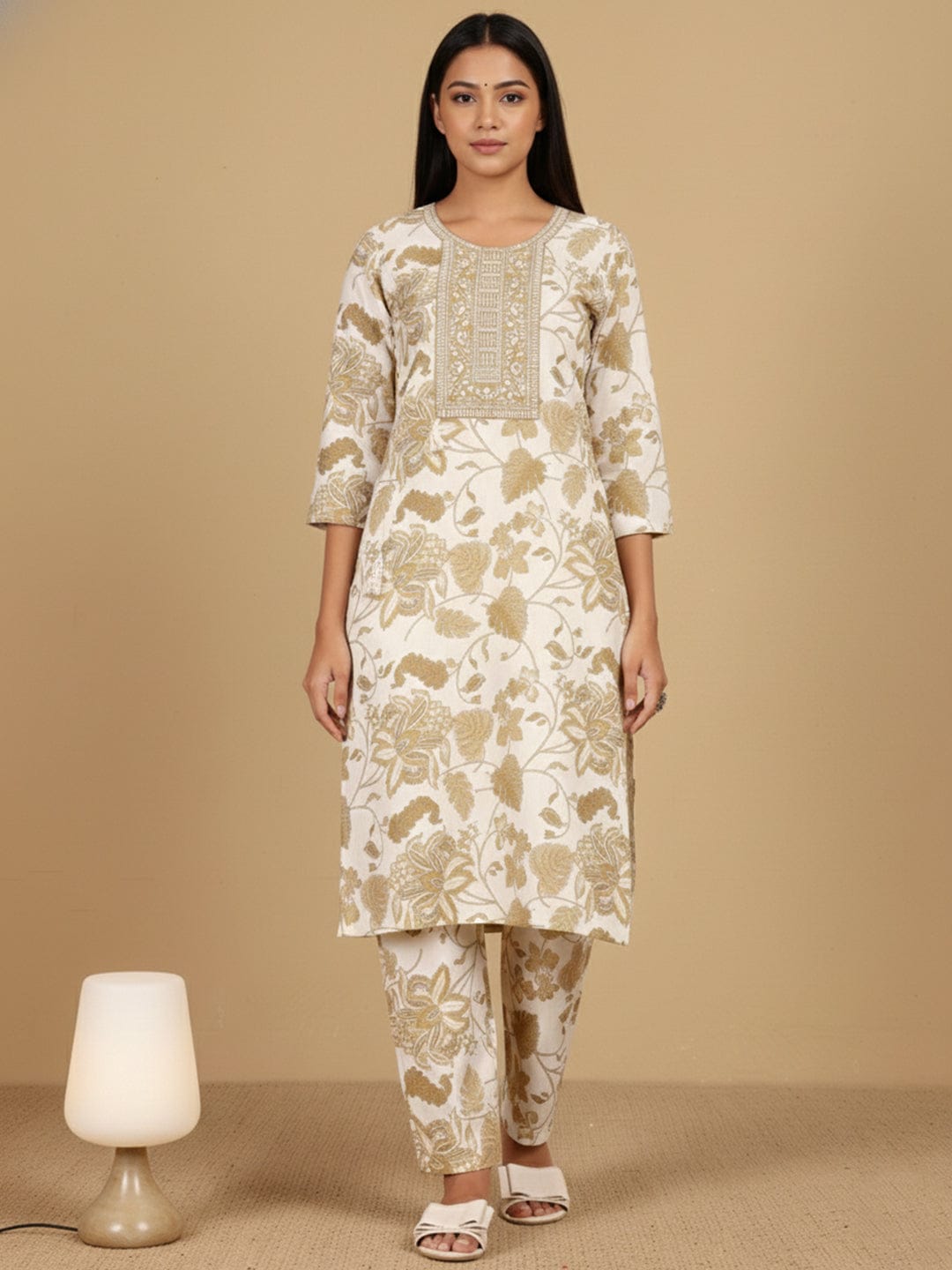 KSUT Women Round Neck Bold Print Co Ord Set