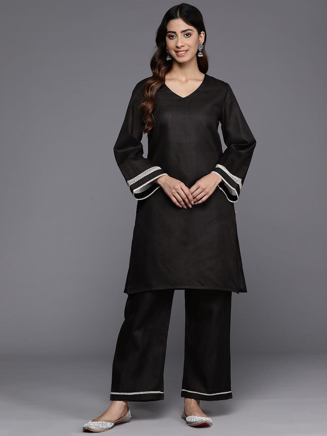 KSUT Women Black Lace Detailed Co-Ord Set