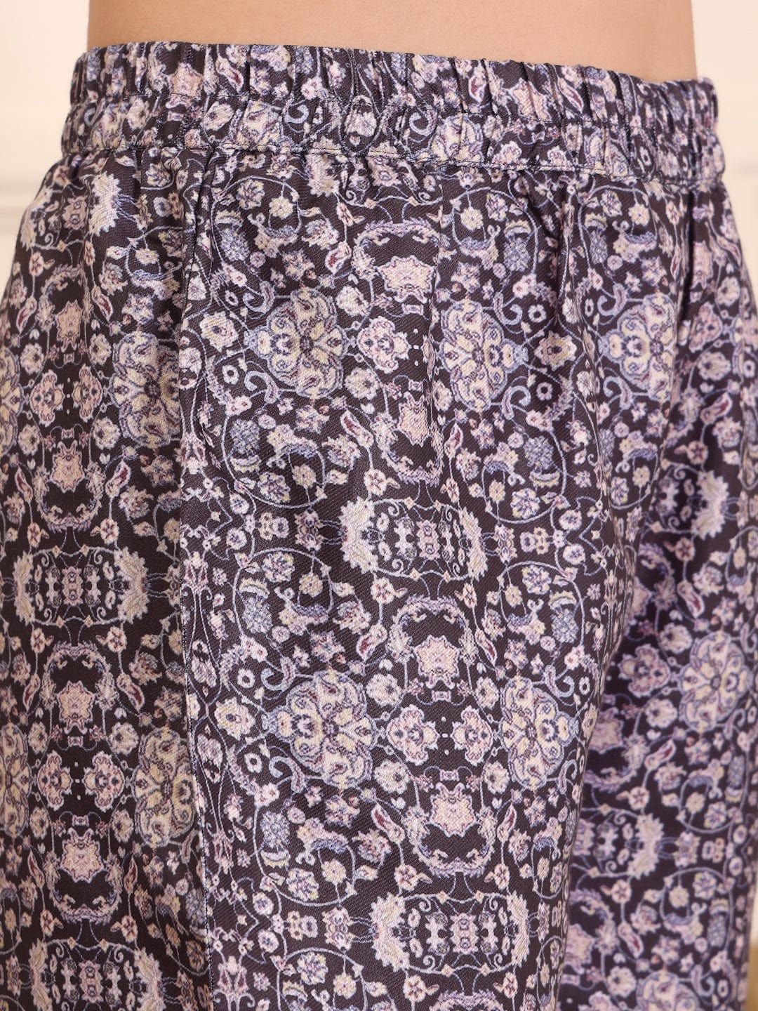 The Kurti Collection Women Grey Printed Winter Co-Ord Set.