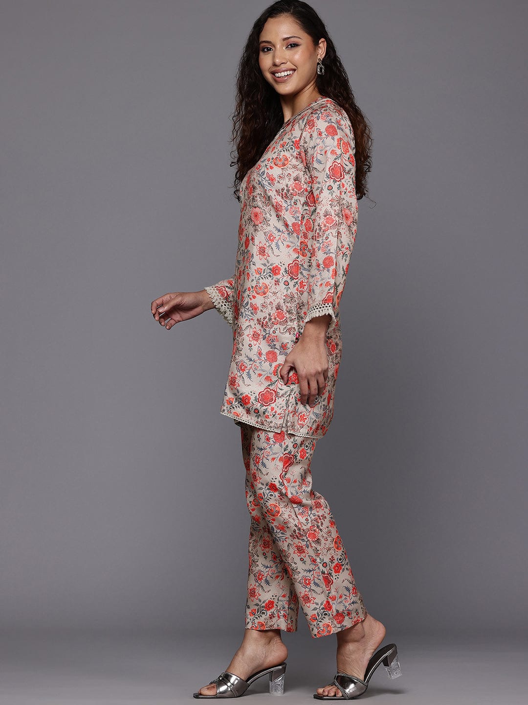 The Kurti Collection Women Lace Detailed Winter Printed Co-Ord Set