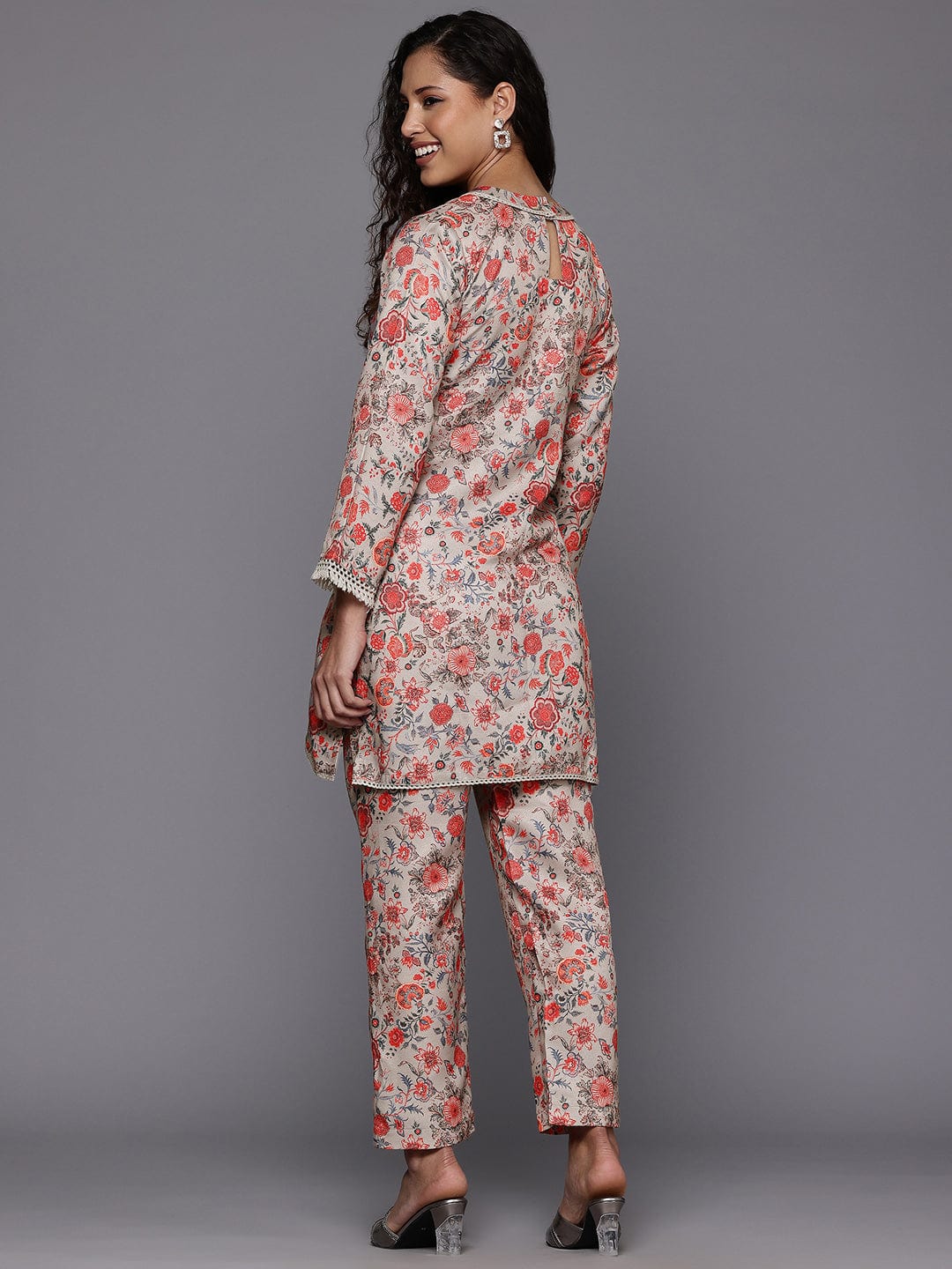 The Kurti Collection Women Lace Detailed Winter Printed Co-Ord Set