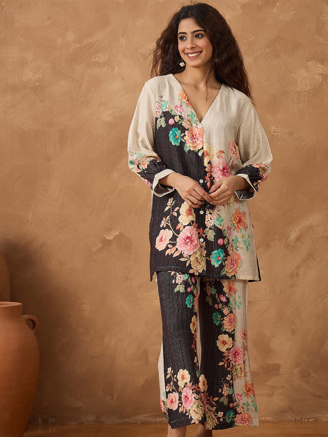 KSUT Women Contrast Black And White Floral Co-Ord Set With Elasticated Waistband On Trousers
