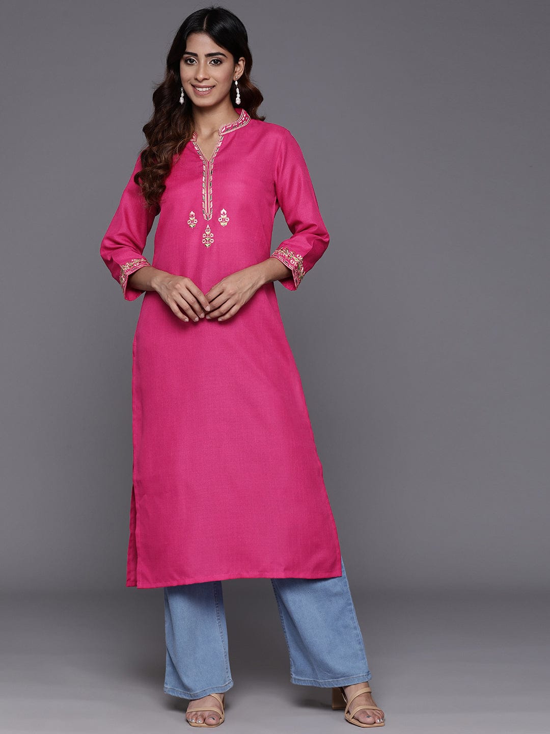 The Kurti Collection Women Fuchsia Thread Embroidered Kurta