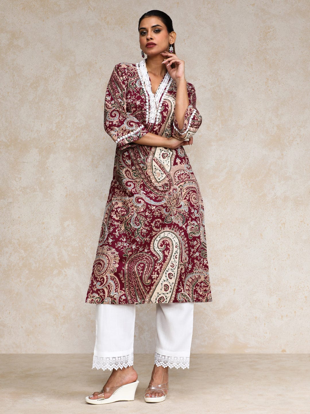 The Kurti Collection Women paisley printed three quarter sleeve Kurta