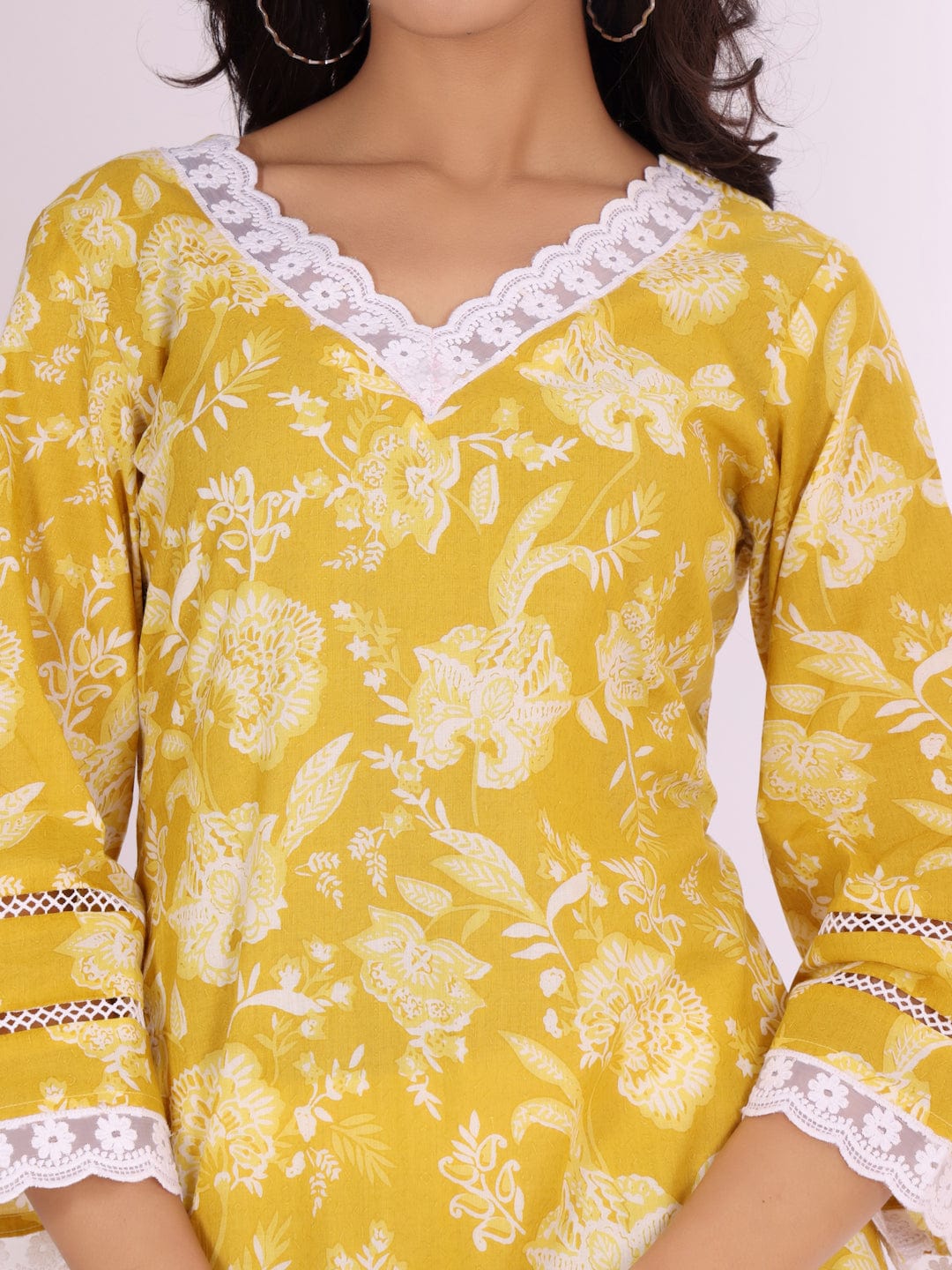 The Kurti Collection Women Ethnic Floral Printed Flared Sleeve Kurta