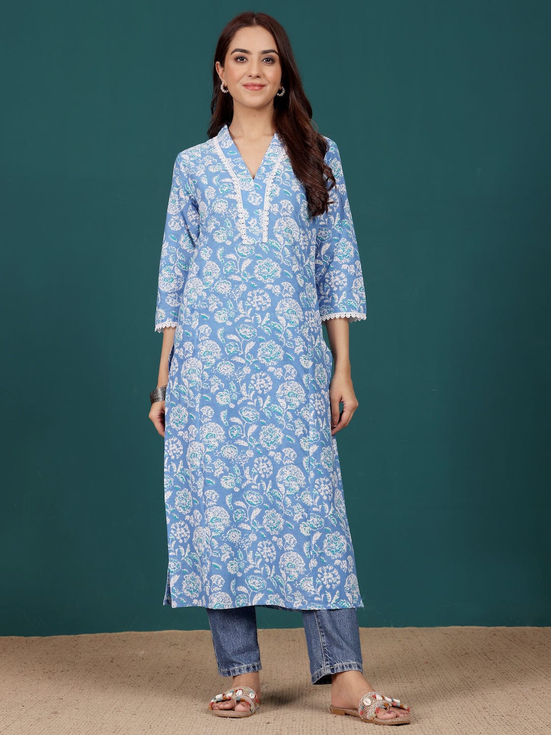 The Kurti Collection Women Floral Printed V Neck Kurta