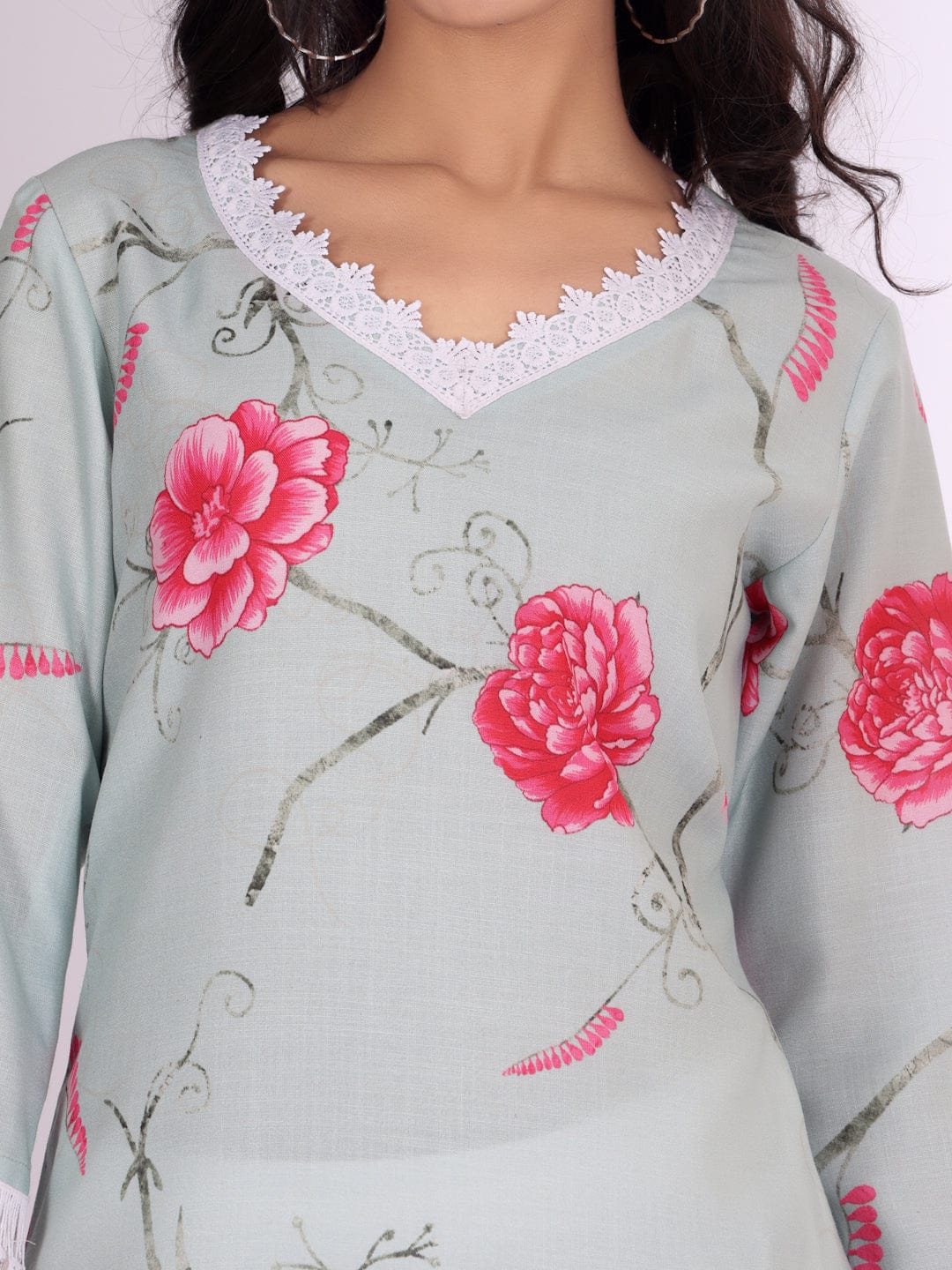 The Kurti Collection Women Floral Printed Lace Detail Straight Kurta