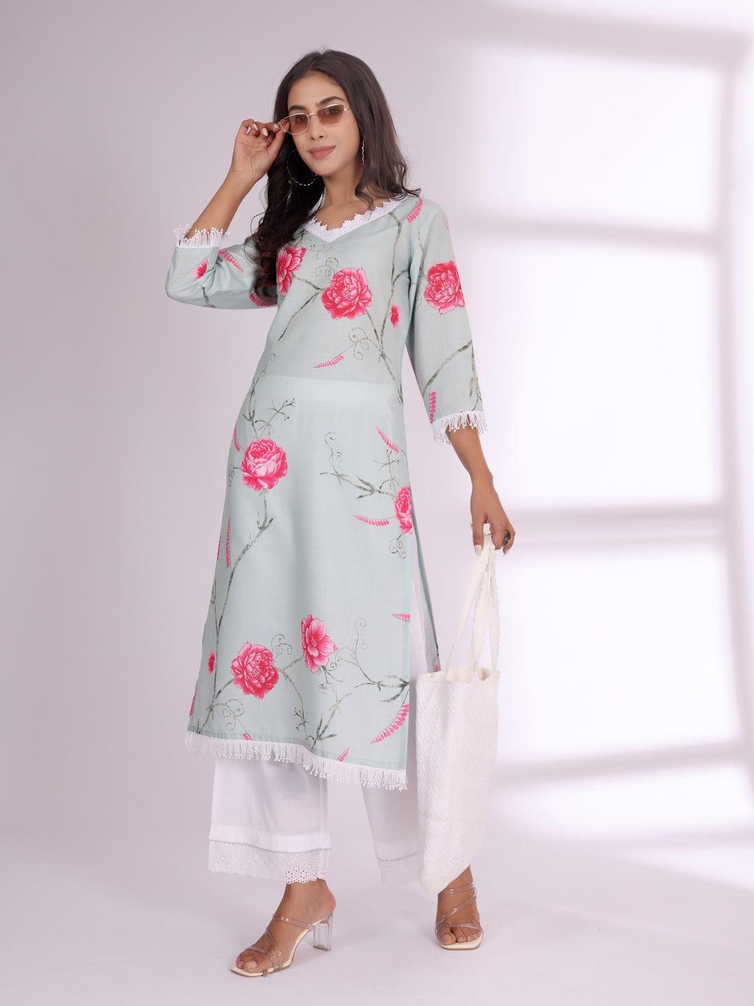 The Kurti Collection Women Floral Printed Lace Detail Straight Kurta