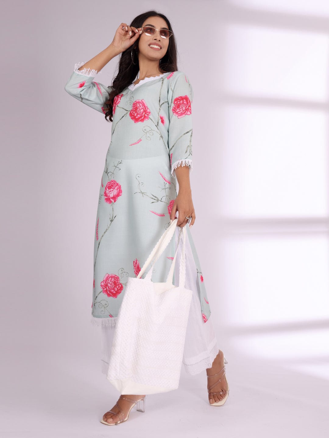 The Kurti Collection Women Floral Printed Lace Detail Straight Kurta