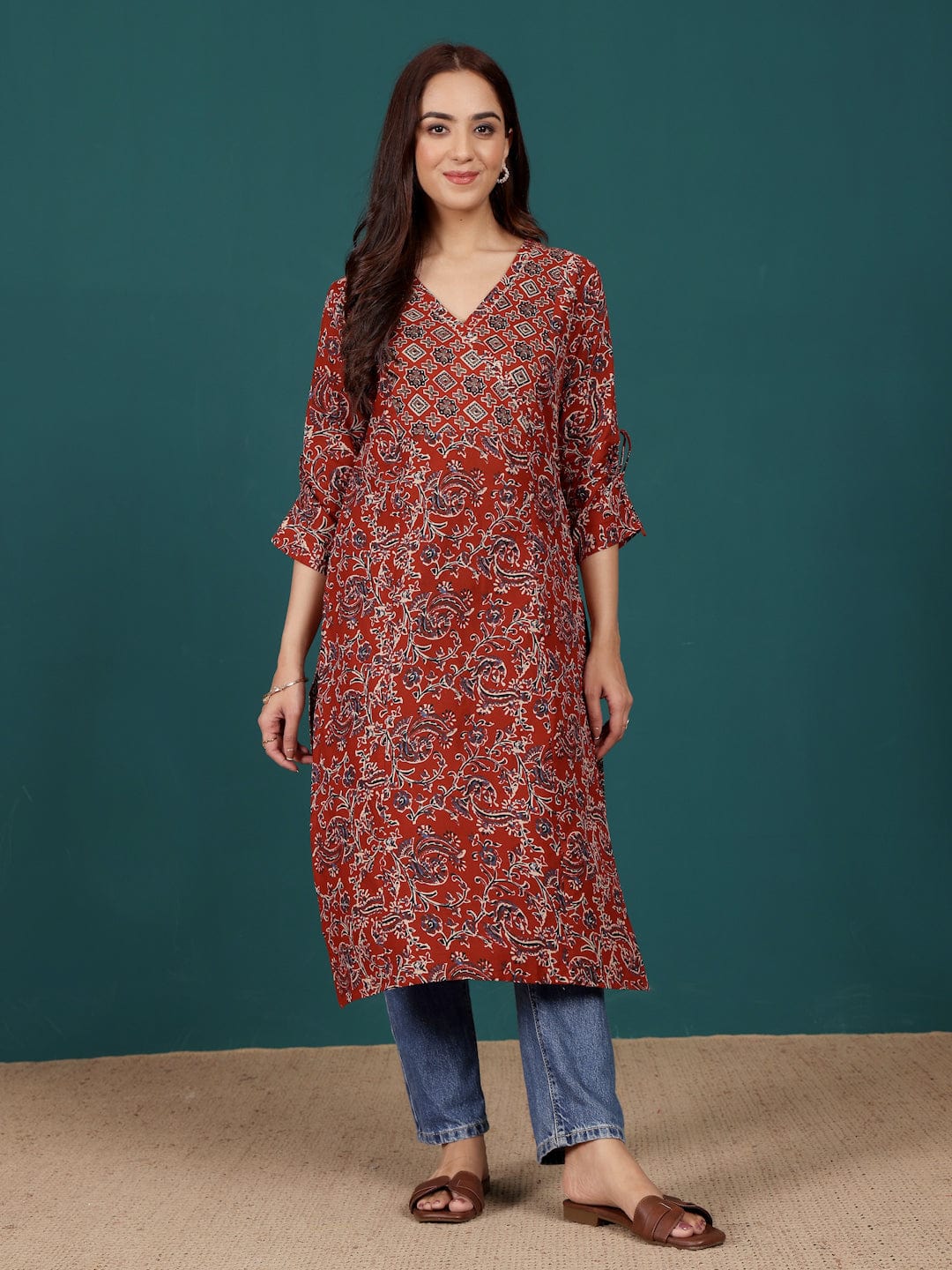 The Kurti Collection Women Ethnic Jaipuri Printed V Neck Fashion Sleeve Straight Kurta