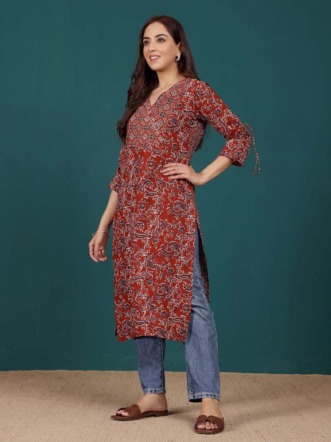 The Kurti Collection Women Ethnic Jaipuri Printed V Neck Fashion Sleeve Straight Kurta
