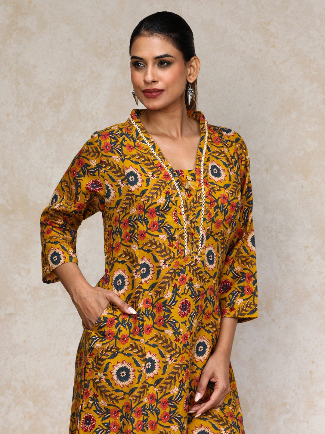The Kurti Collection Women Ethnic Jaipuri Printed V Neck A-Line Kurta