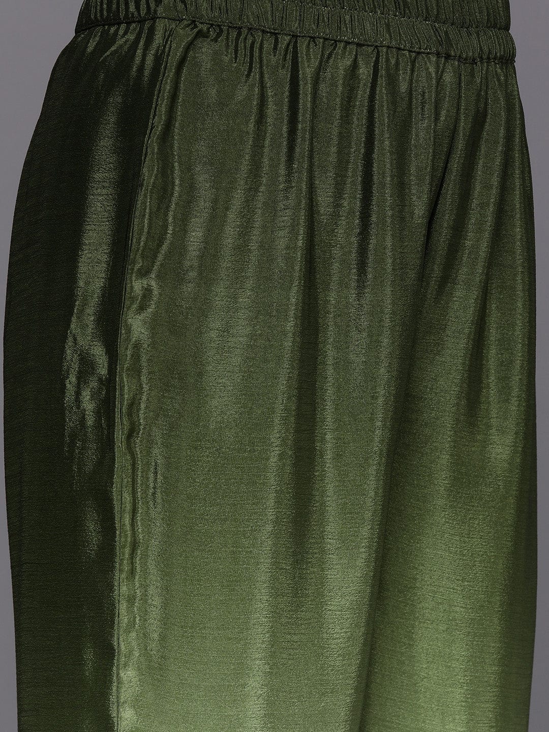 The Kurti Collection Women Mandarin Collar Placement Embroidered Kurta Paired With Tonal Bottom
