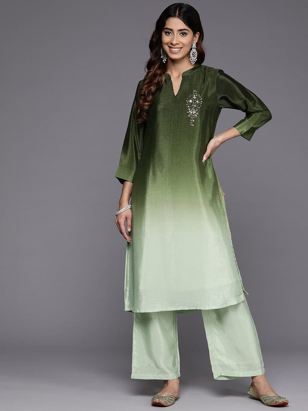 The Kurti Collection Women Mandarin Collar Placement Embroidered Kurta Paired With Tonal Bottom