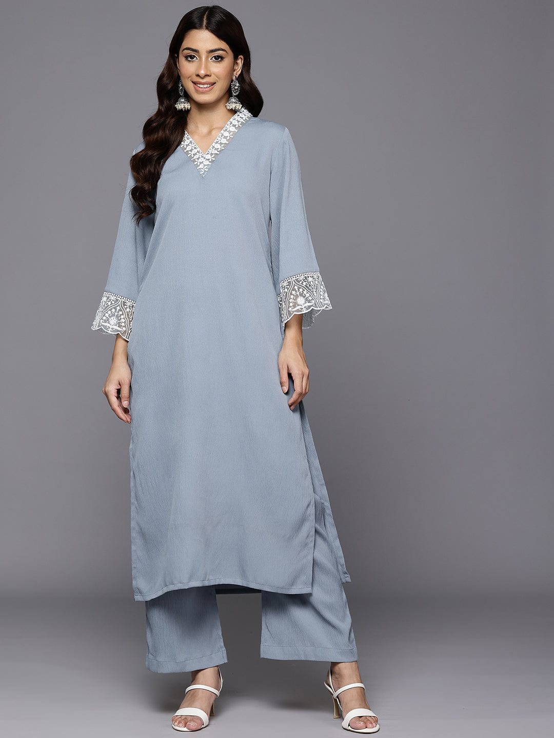 The Kurti Collection Women Thread Embroidered Organza Detailed Kurta Set
