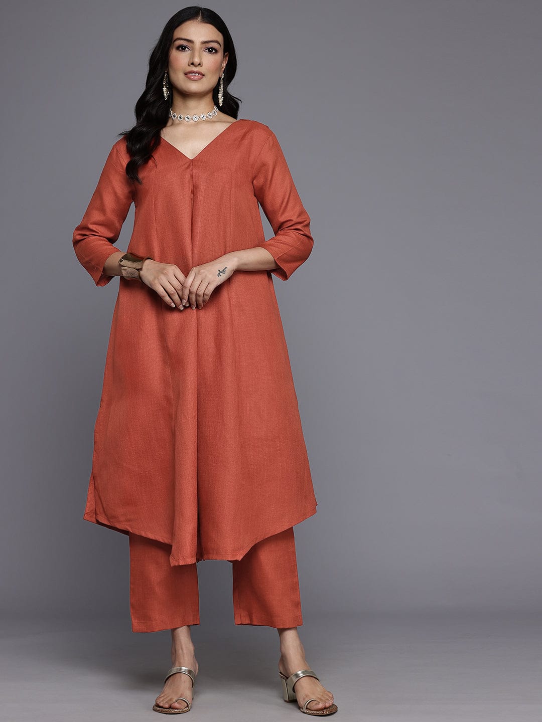 The Kurti Collection Women Orange Solid A-Line Kurta Paired With Tonal Bottom