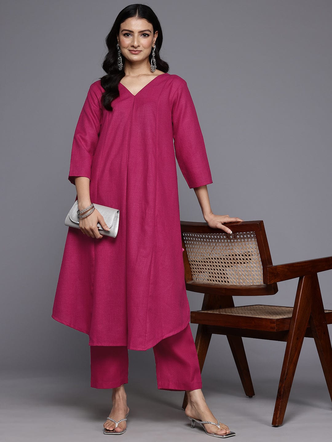 The Kurti Collection Women Magenta Solid A-Line Kurta Paired With Tonal Bottom