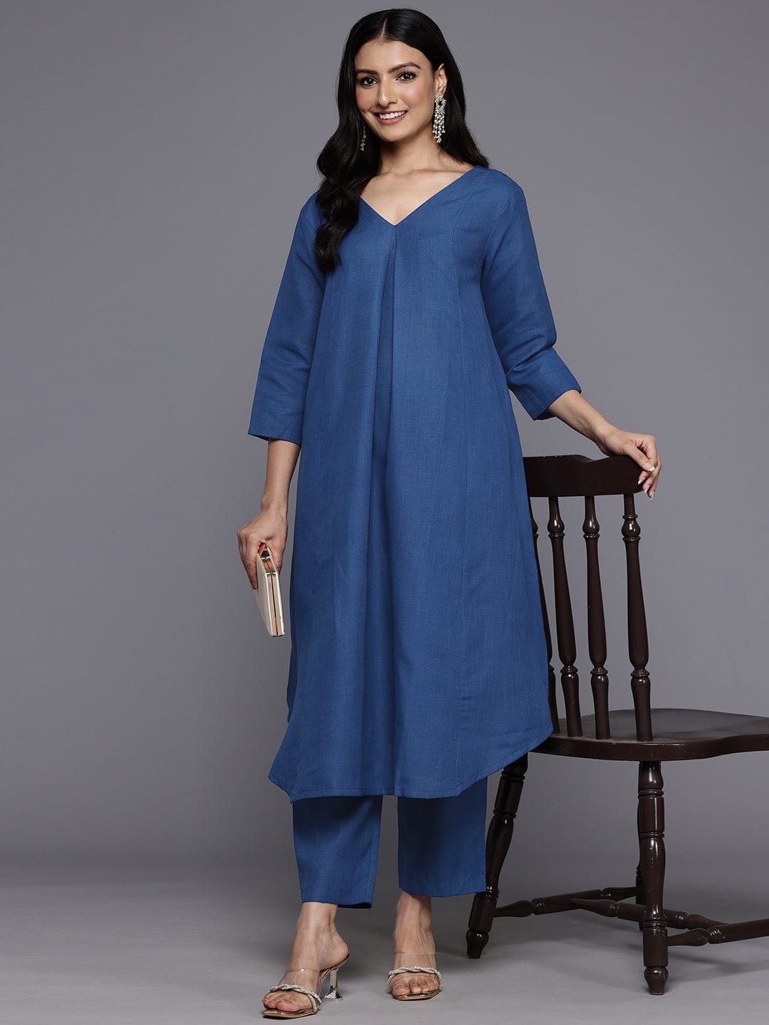 The Kurti Collection Women Blue Solid A-Line Kurta Paired With Tonal Bottom