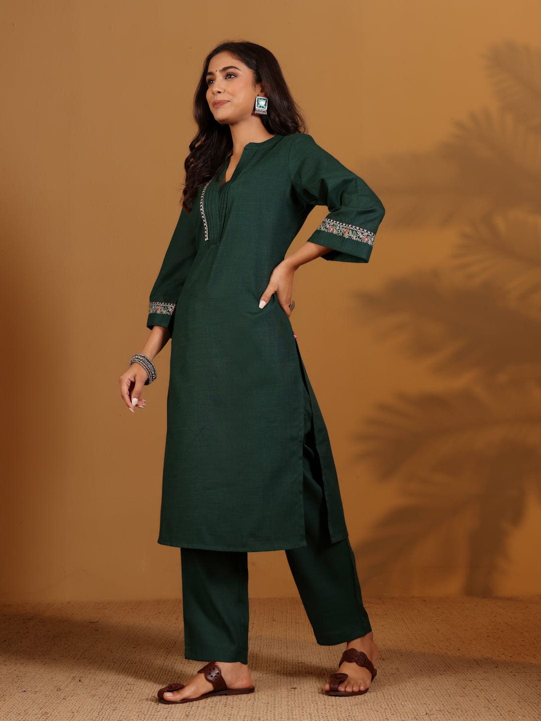 The Kurti Collection Women Green Mandarin Collar Thread Embroidered With Pleated Detailing Kurta Paired With Bottom