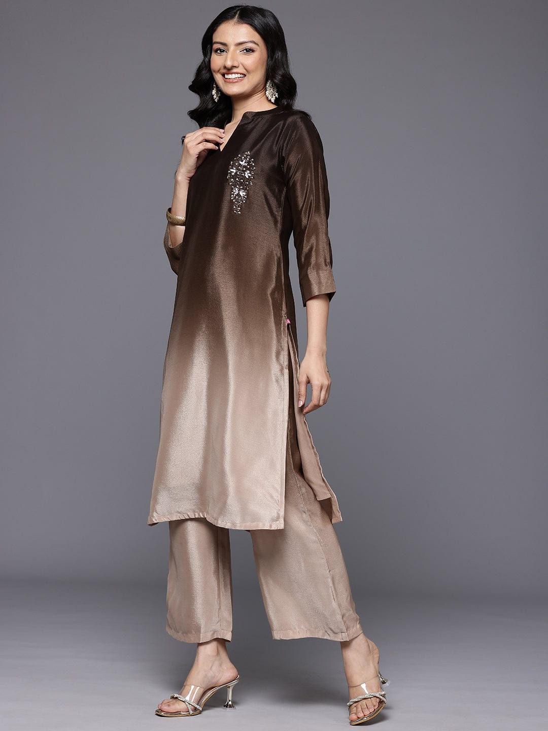 The Kurti Collection Women Mandarin Collar Placement Embroidered Kurta Paired With Tonal Bottom